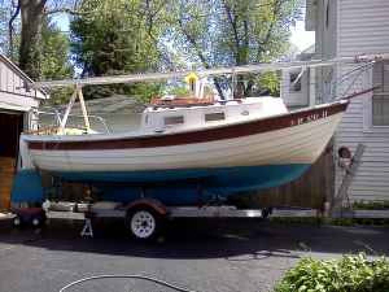 Skipper 20 by Southern Sails Inc.